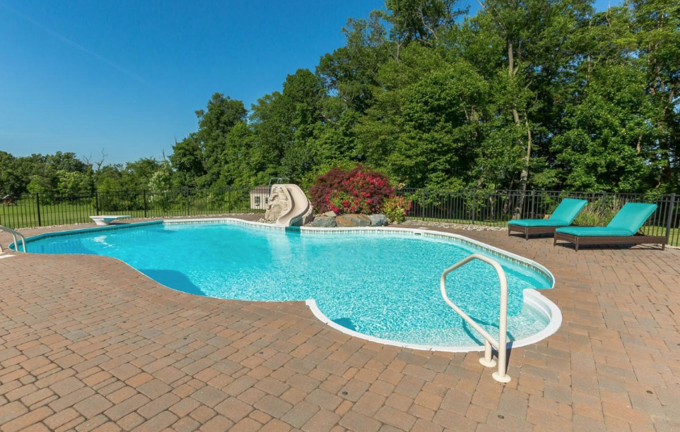 14 Maple Glen