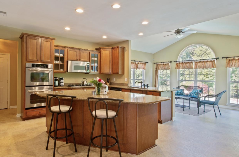 14 Maple Glen
