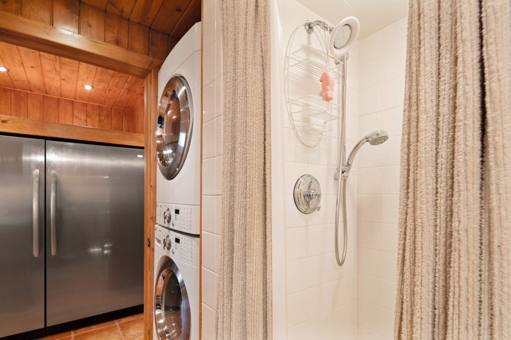 The Hall Bathroom/Laundry Room