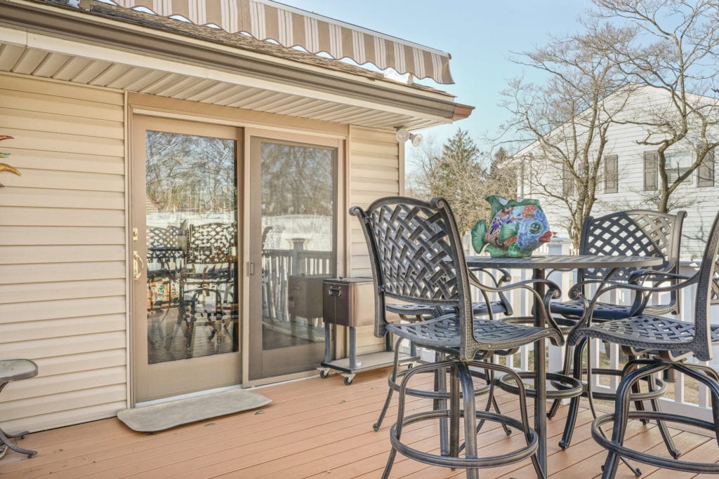 Deck of 22 Alden Rd