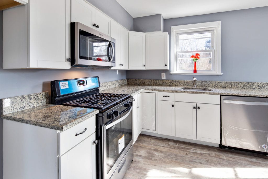 The kitchen of 575 Bellview
