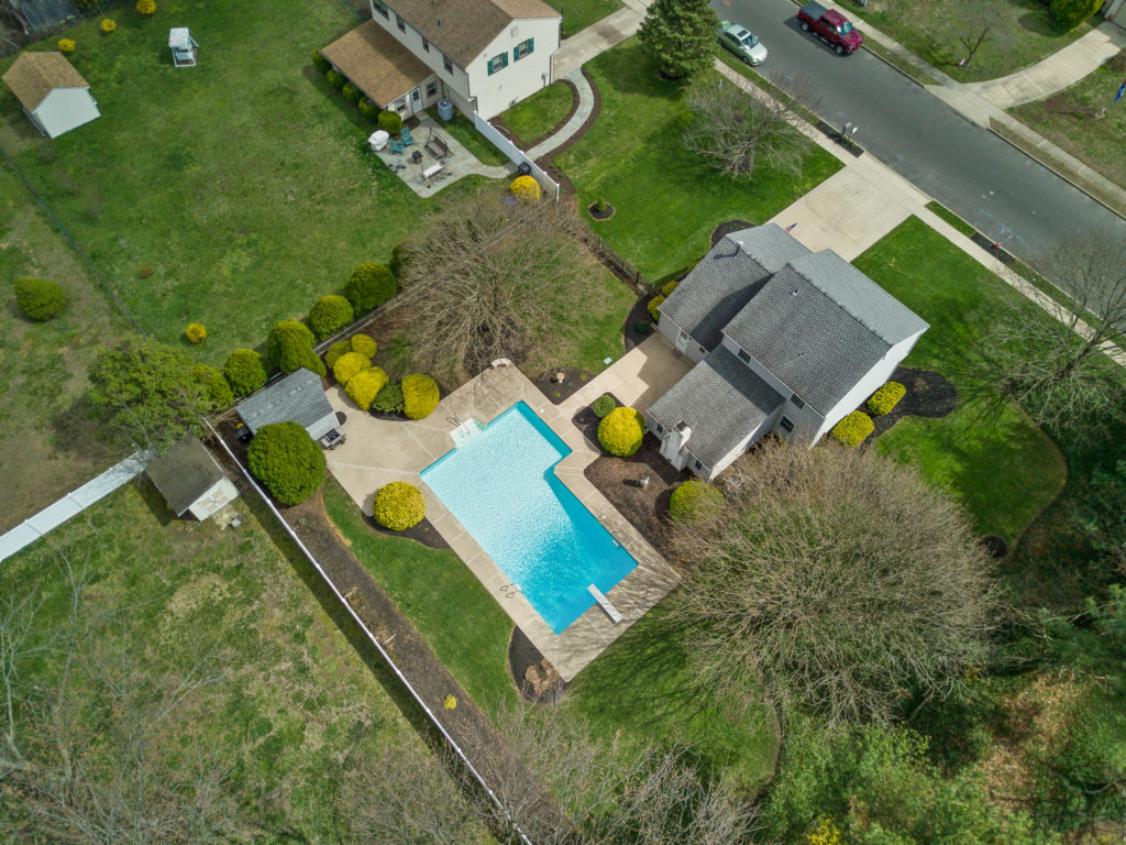 106 Karen Ct
