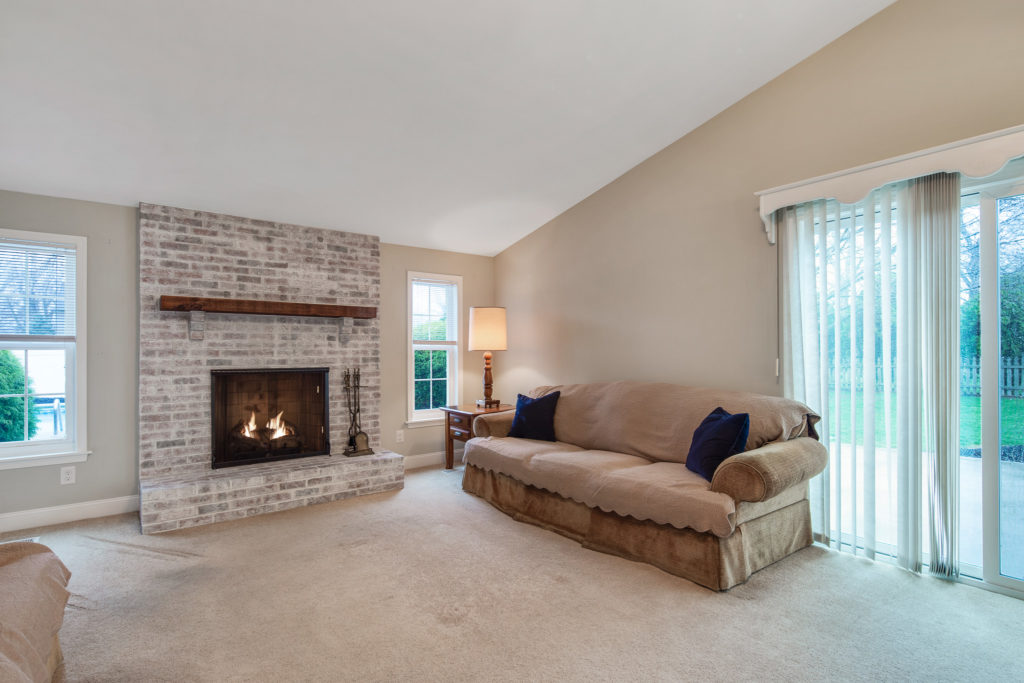 Family room of 106 Karen Court