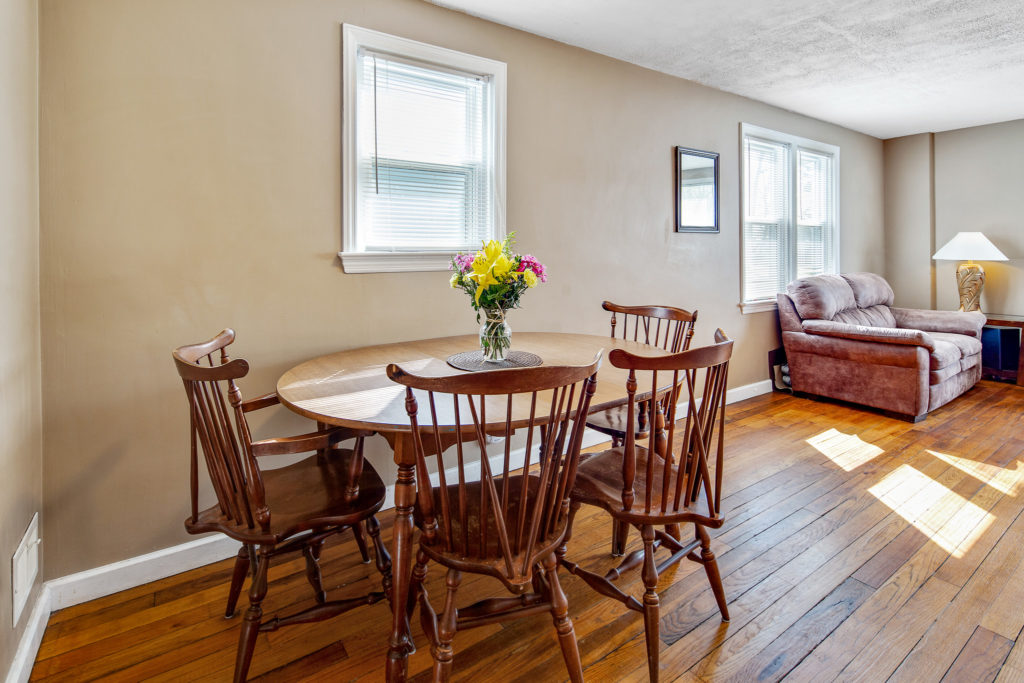 Dining Room 214 Fulton St