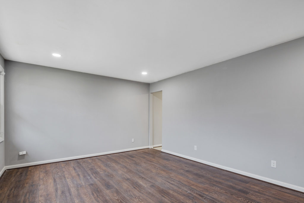 The Living Room of 470 Dickinson Road