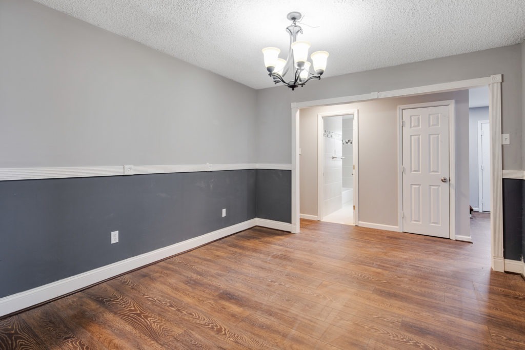 Dining Room of 470 Dickinson Rd