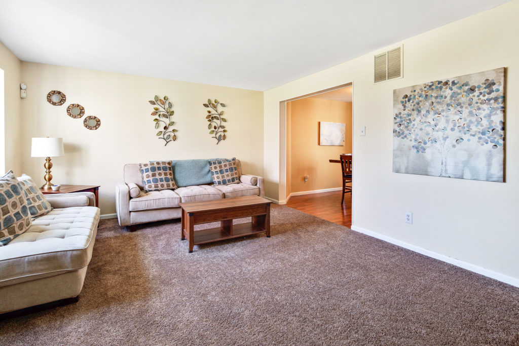 Living room 49 Woodduck Drive