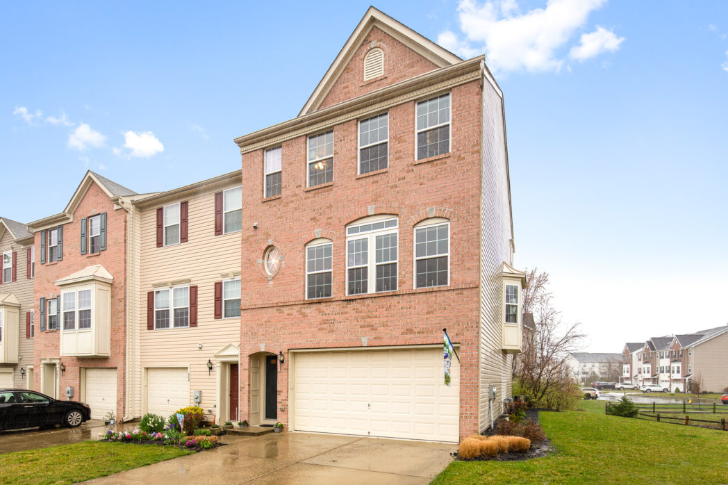 front of 611 Sweetgum Lane