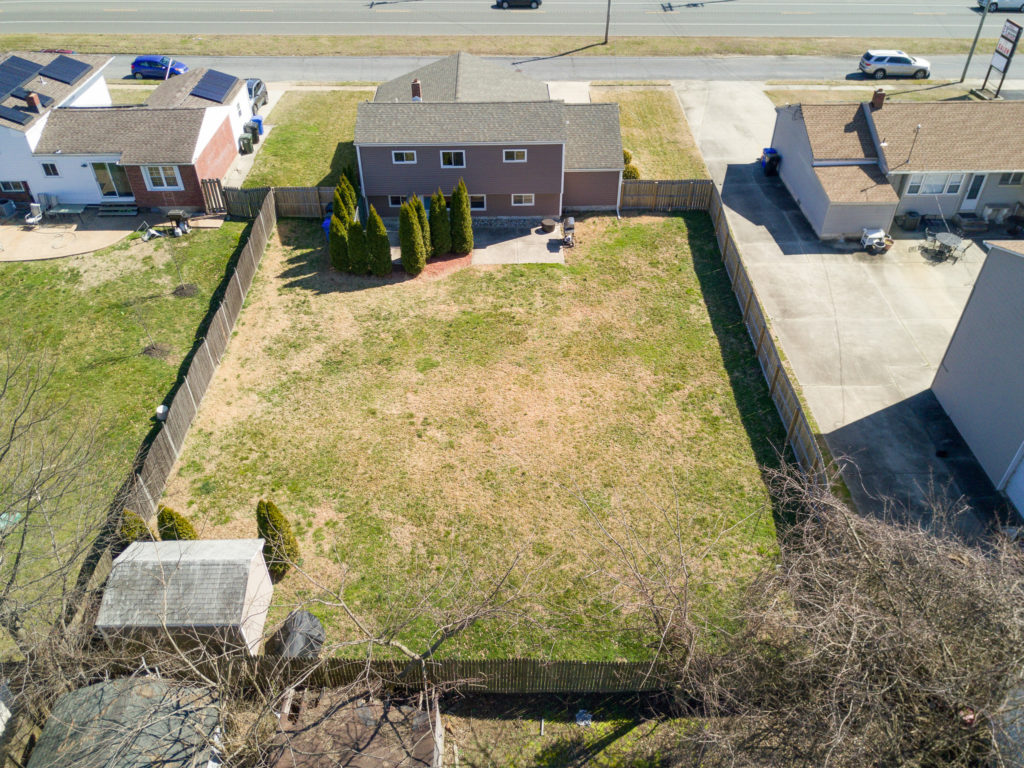 The Back yard of 666 Bridgeton Pike Mantua