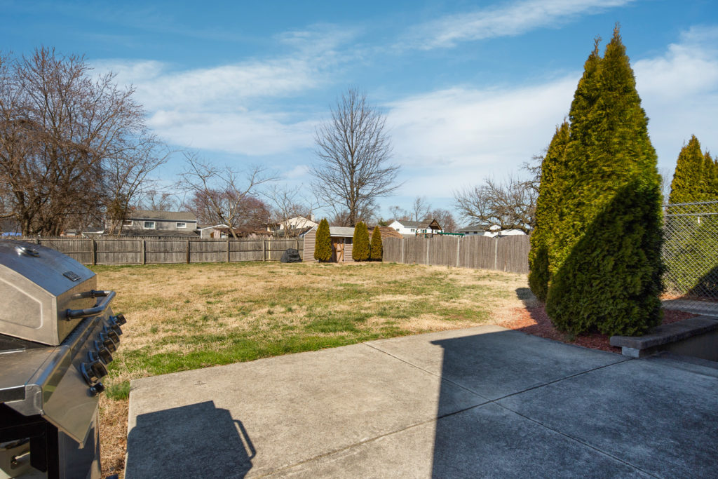 The Patio of 666 Bridgeton Pike Mantua