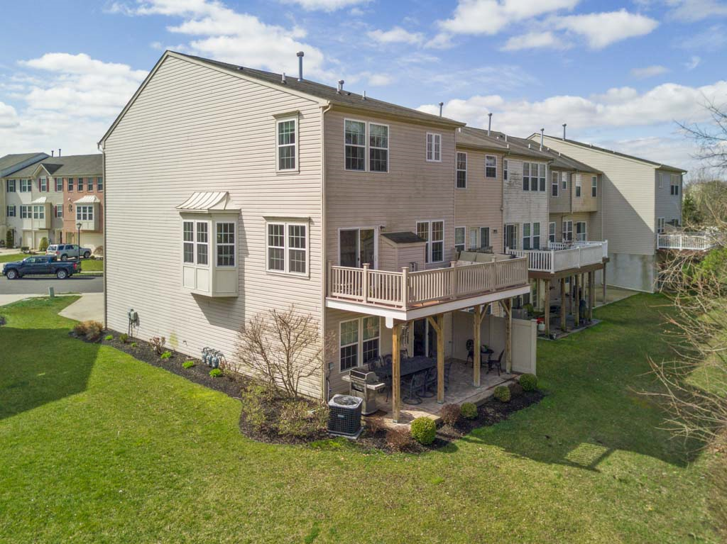 611 Sweetgum Ln Back yard