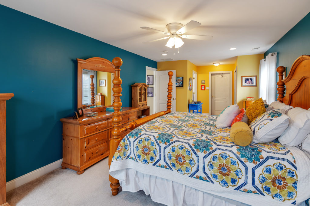 Master bedroom of 635 Bainbridge