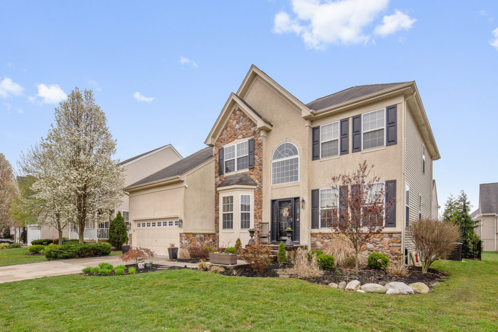 635 Bainbridge Drive Mullica Hill Front of home