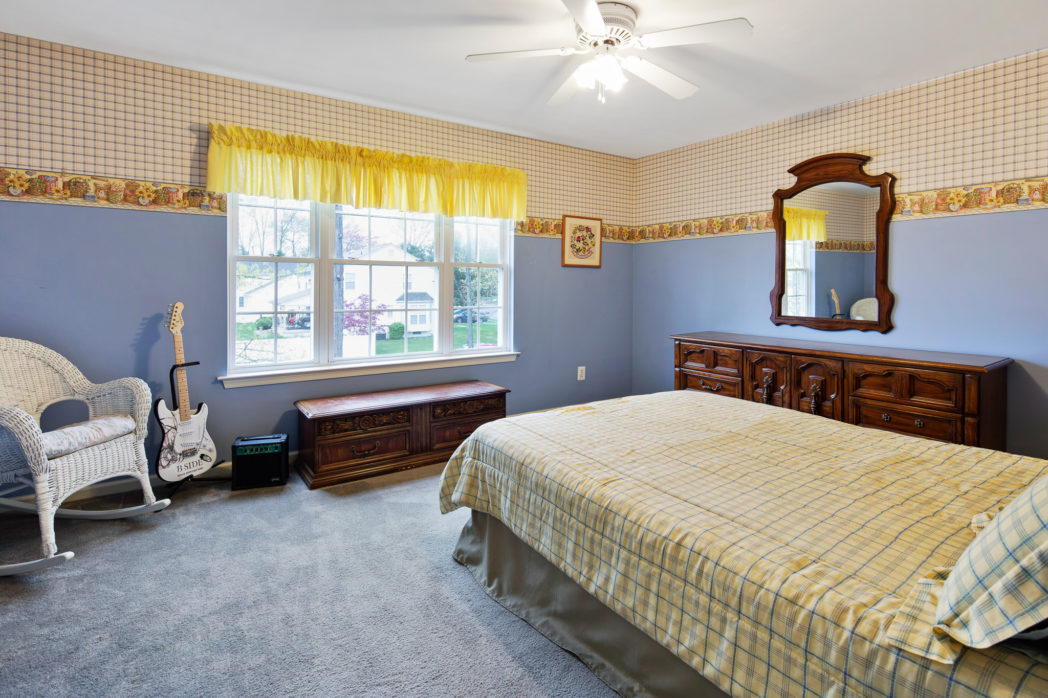 Bedroom with blue paint