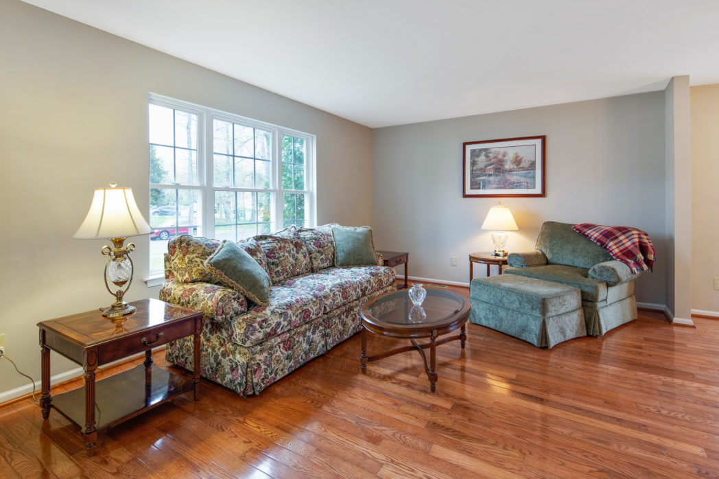 The living room at 949 Twelve Oaks Drive