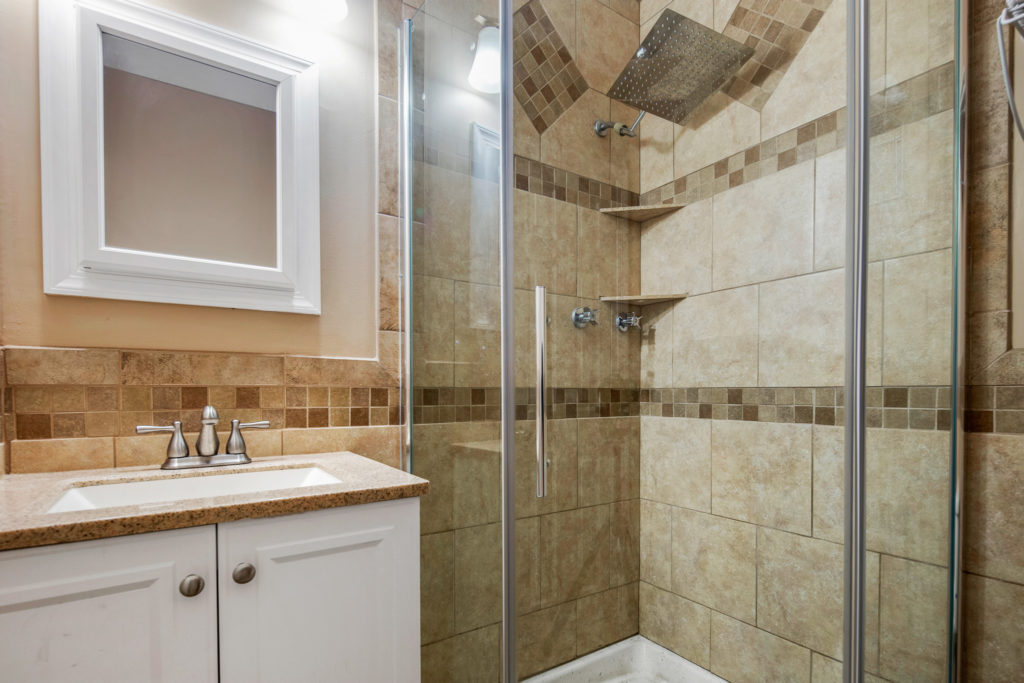 Master Bathroom at 38 Pennsylvania Avenue Stratford