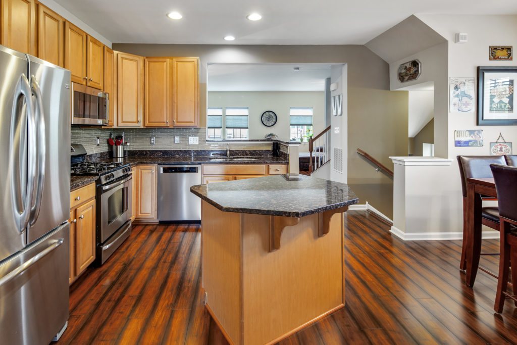 kitchen of 415 Concetta Drive Mount Royal