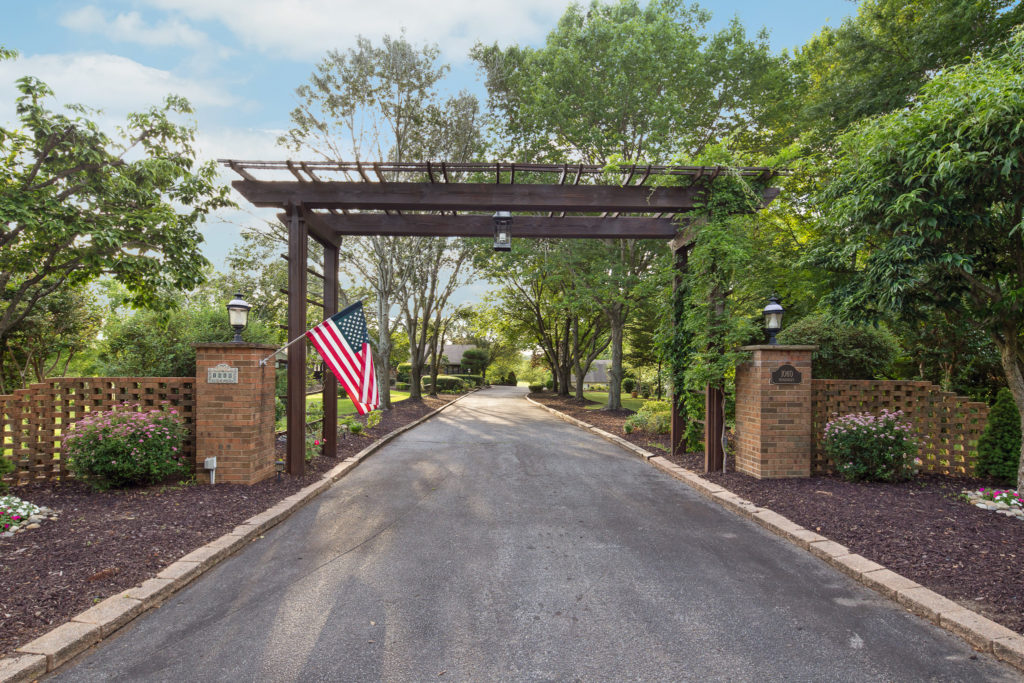 The entrance to 1060 Mullica Hill Road