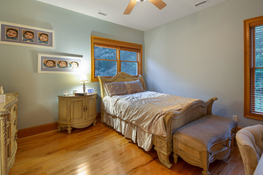 539 Shadowbrook Trail