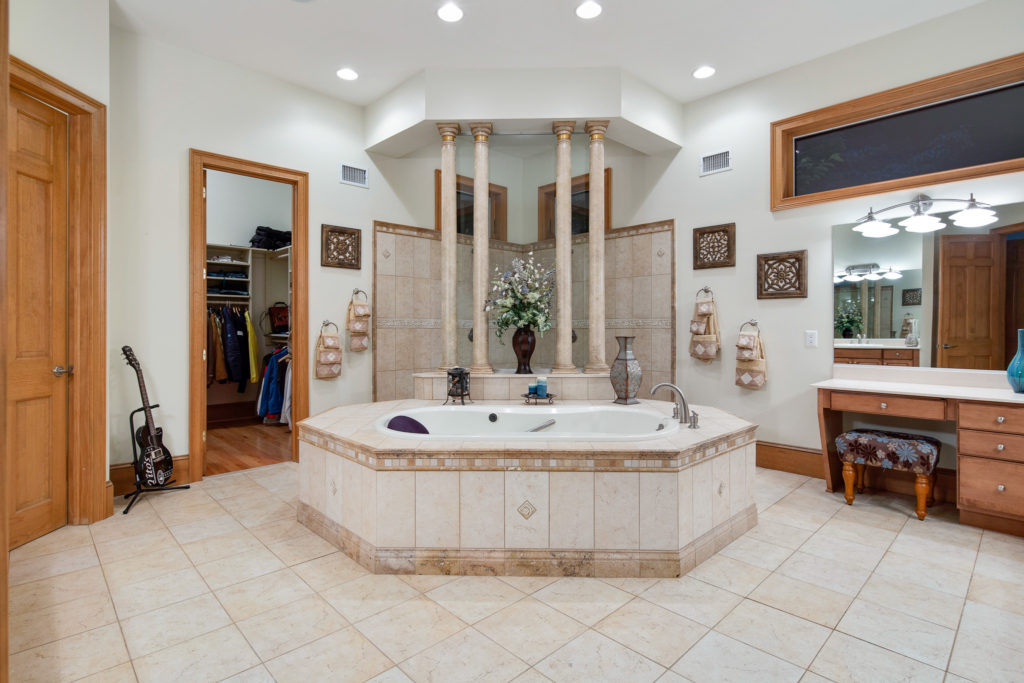 539 Shadowbrook Trail